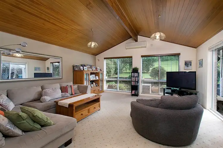 Second view of Homely house listing, 5 Lavender Grove, Shellharbour NSW 2529