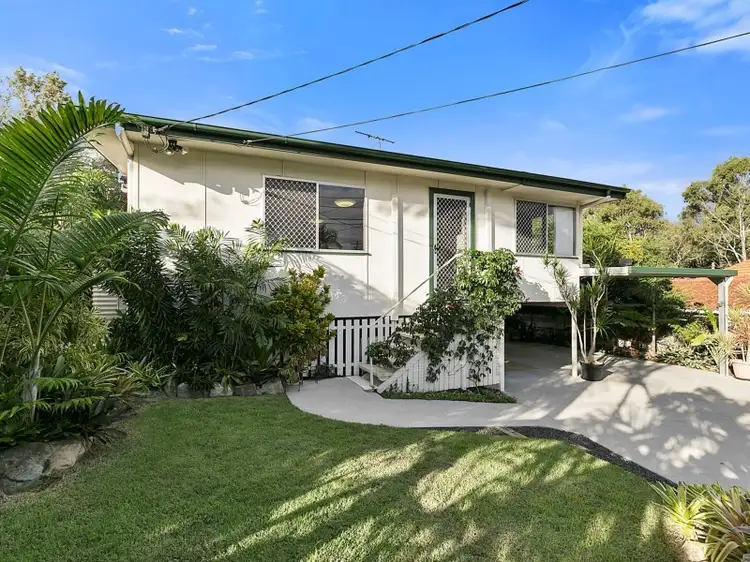 30 Messines Ridge Road, Tarragindi QLD 4121