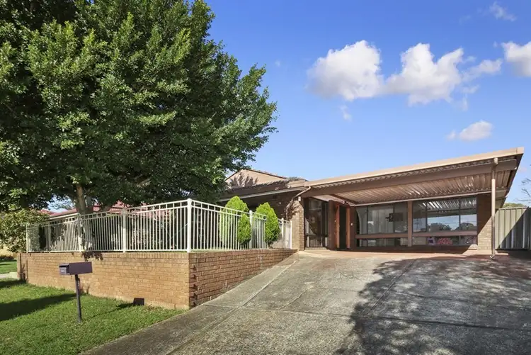 13 Grose Avenue, Lurnea NSW 2170