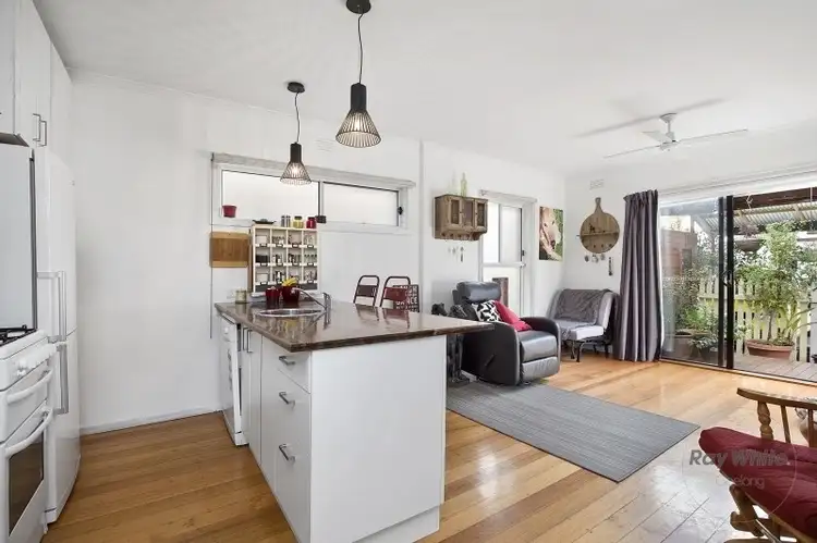 Main view of Homely unit listing, 3/139 Weller Street, Geelong West VIC 3218