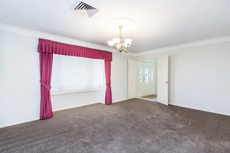 Fifth view of Homely house listing, 8 Flinders Place, North Richmond NSW 2754