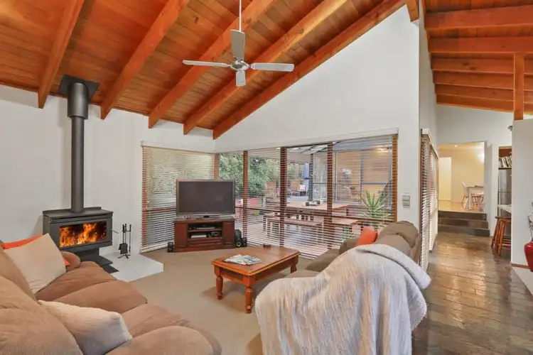 18 Rowan Court, Belmont VIC 3216
