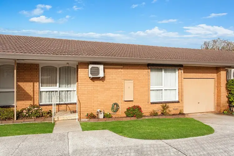 2/3 Bowen Street, Hughesdale VIC 3166