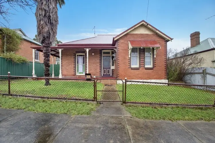 13 Victoria Parade, Goulburn NSW 2580