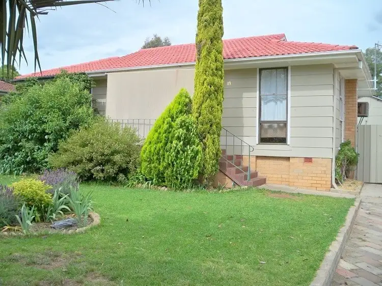49 Victor Street, Cowra NSW 2794