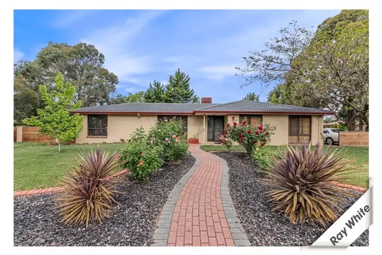 1 Lightfoot Crescent, Florey ACT 2615