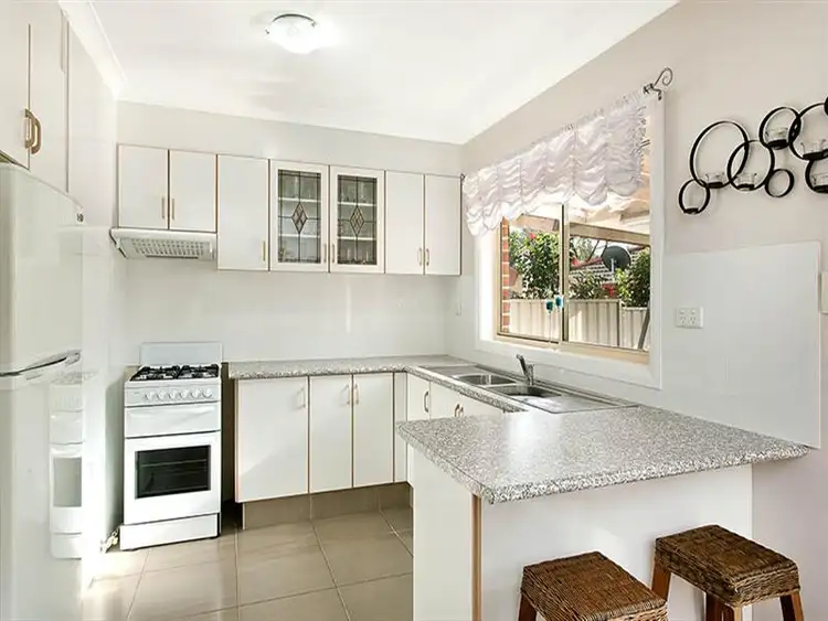 Fifth view of Homely villa listing, 1/8 Baronda Close, Flinders NSW 2529