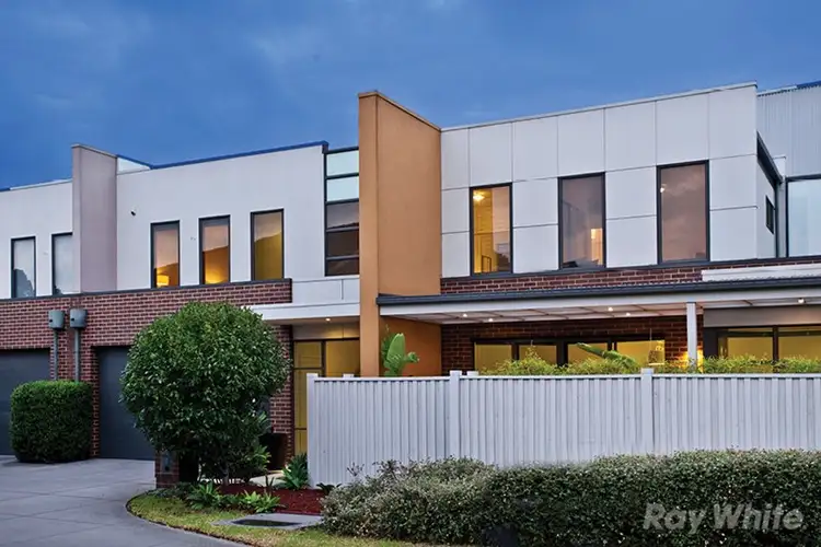 5 Heytesbury Place, Mulgrave VIC 3170