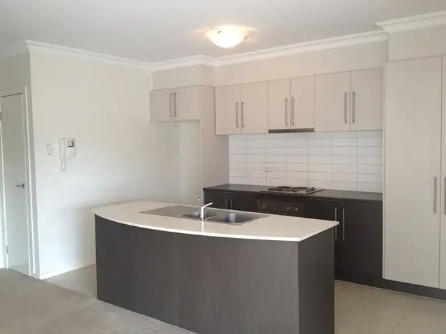 11/5 Churchill Street