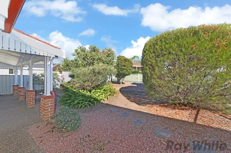 Second view of Homely house listing, 6 Kyooma Close, Buff Point NSW 2262