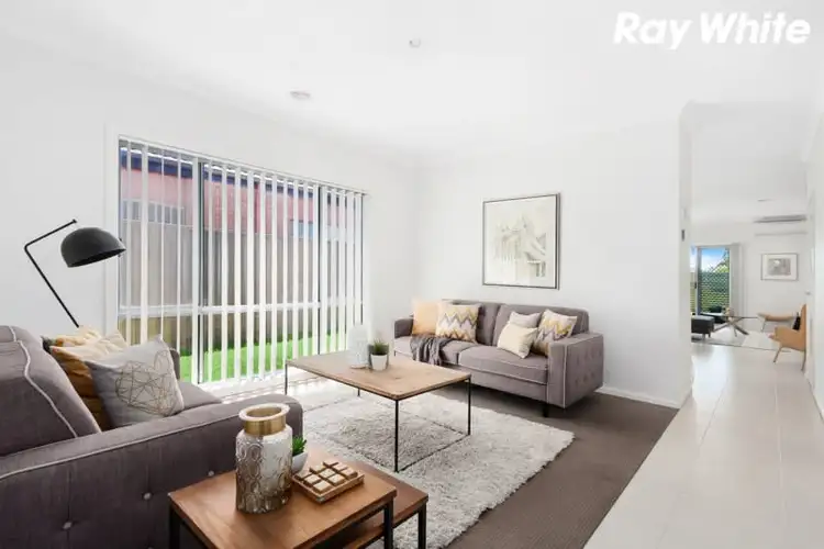 Fifth view of Homely house listing, 35 Edgeware Close, Pakenham VIC 3810