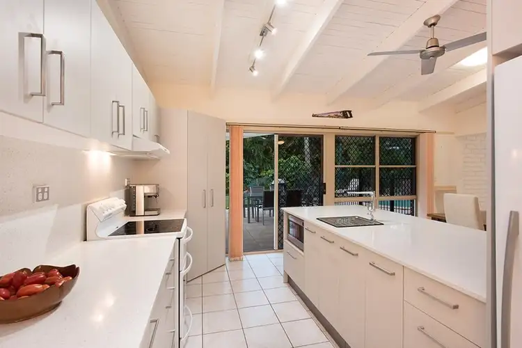62 Nojoor Road, Mudjimba QLD 4564