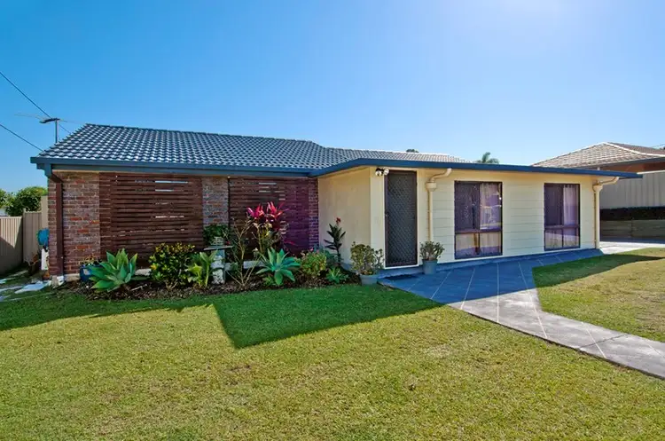 Third view of Homely house listing, 10 Limosa Court, Crestmead QLD 4132