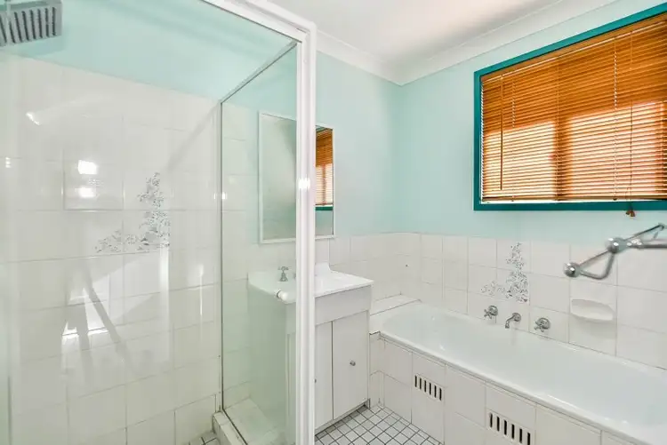 Sixth view of Homely house listing, 4 Moncrieff Close, St Helens Park NSW 2560