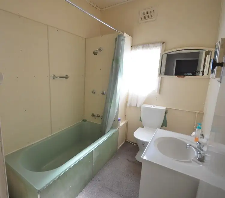 Sixth view of Homely house listing, 17 Victor Street, Cowra NSW 2794