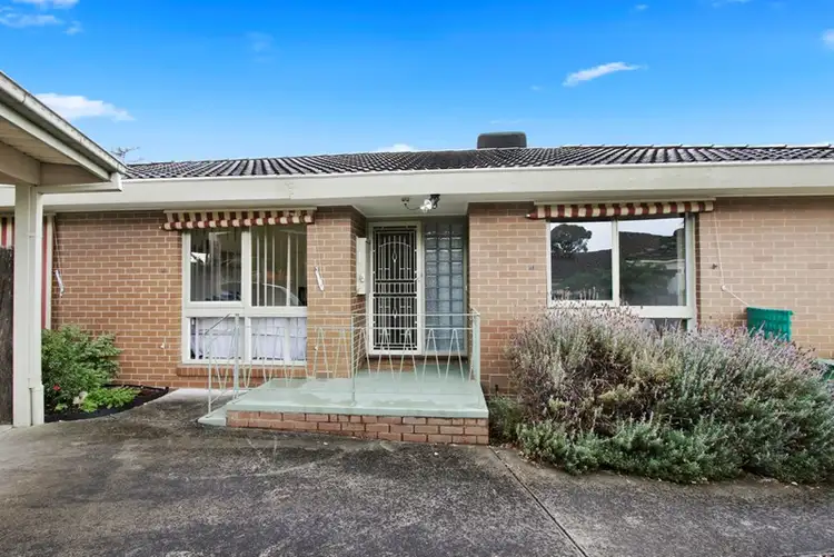 Third view of Homely house listing, 3 Tibarri Court, Mooroolbark VIC 3138