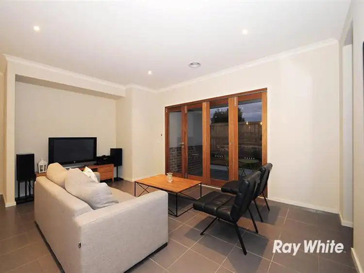 Sixth view of Homely house listing, 2 Maintop Ridge, Cranbourne South VIC 3977