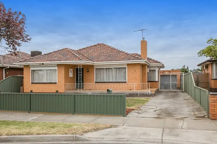 Main view of Homely house listing, 19 Kingsway Drive, Lalor VIC 3075