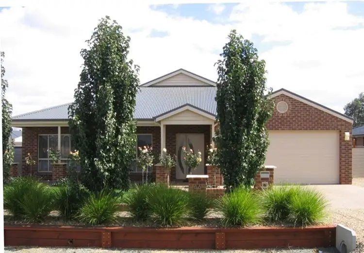 44 Cohen Street, Rochester VIC 3561