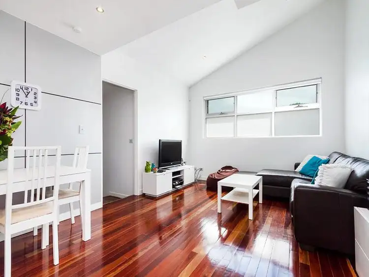 Second view of Homely unit listing, 3/25 Nepean Highway, Aspendale VIC 3195