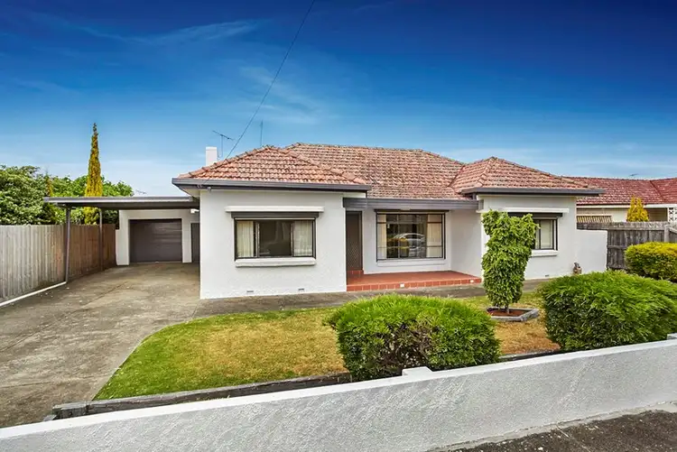 36 Sturdee Street, Reservoir VIC 3073