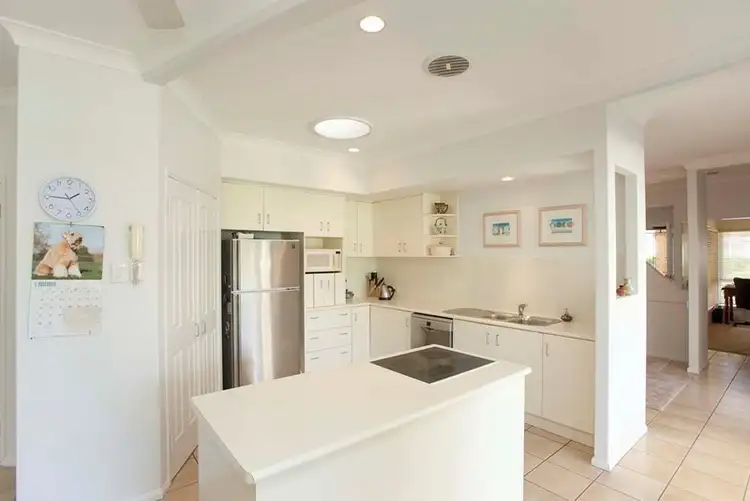 Second view of Homely house listing, 8 Oxford Close, Carindale QLD 4152