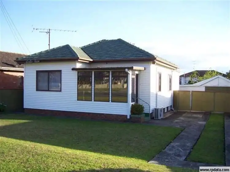 Main view of Homely house listing, 160 Pur Pur Avenue, Lake Illawarra NSW 2528