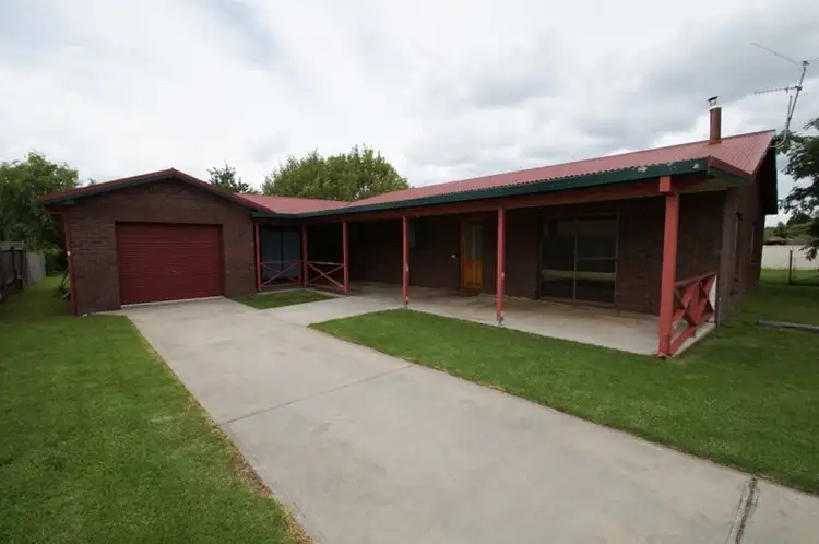 15 Wigan Avenue, Armidale NSW 2350