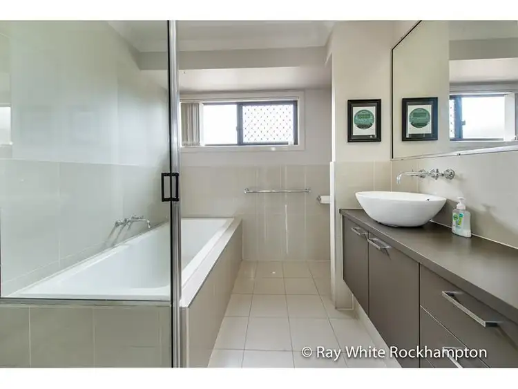 Sixth view of Homely house listing, 10 Cunningham Court, Gracemere QLD 4702