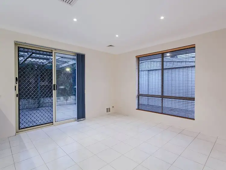 Seventh view of Homely house listing, 52 Perham Crescent, Leda WA 6170