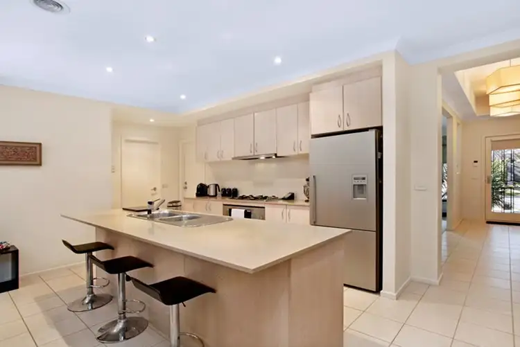 Second view of Homely house listing, 5 Braywood Terrace, Mernda VIC 3754