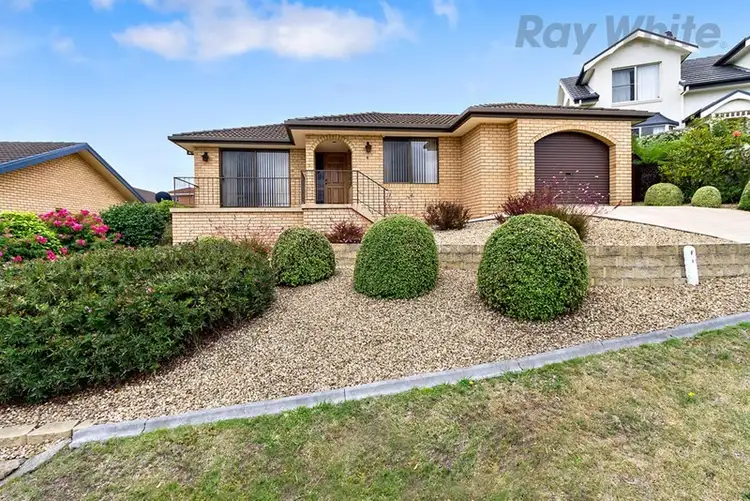 4 Swinton Place, Rose Bay TAS 7015