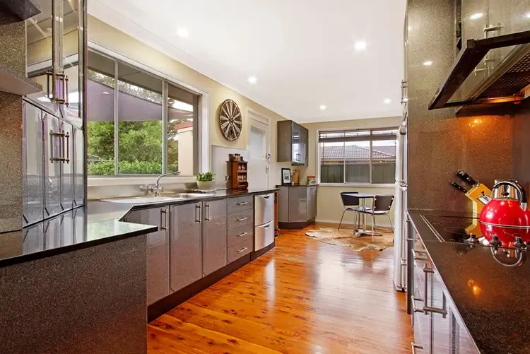 2 Panorama Crescent, Freemans Reach NSW 2756