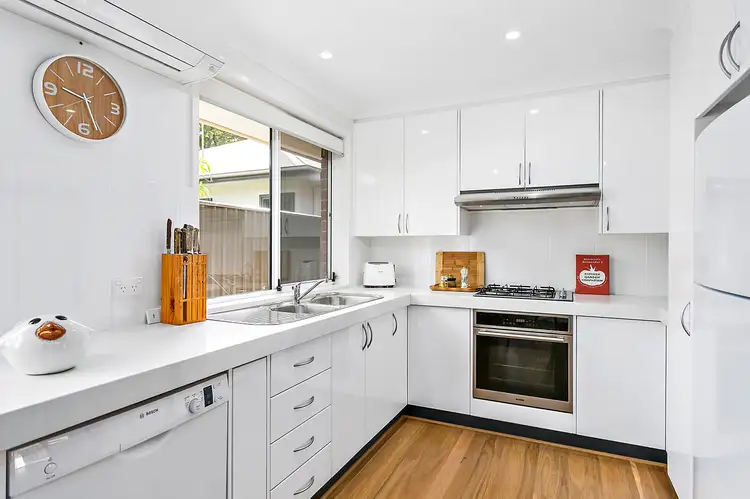 Third view of Homely villa listing, 2/8 Henrietta Street, Towradgi NSW 2518