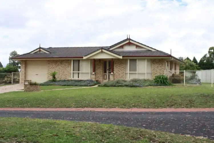 5 Gaffney Bealach, Glen Innes NSW 2370