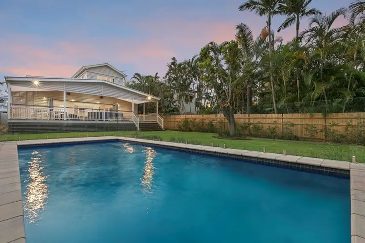 38 Stewart Street, Hawthorne QLD 4171