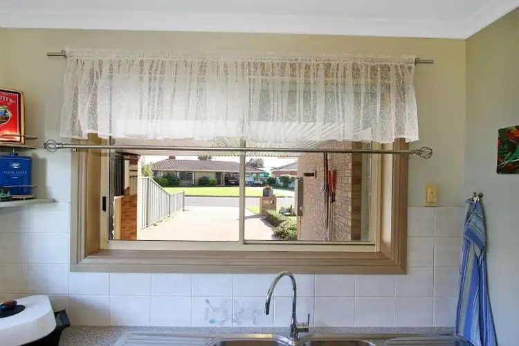 Sixth view of Homely house listing, 2/6 Heyington Place, Yarrawonga VIC 3730