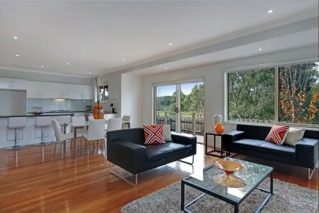 2/34 Ayr Street, Reservoir VIC 3073