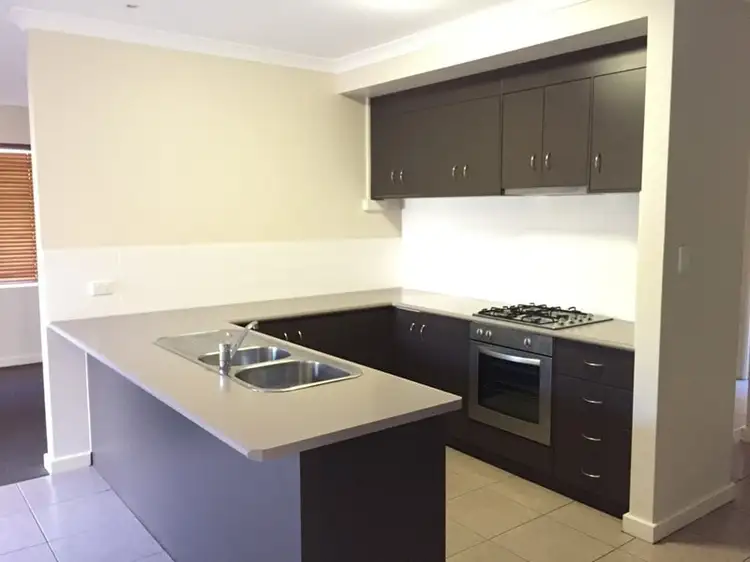 2/10 Cunningham Street