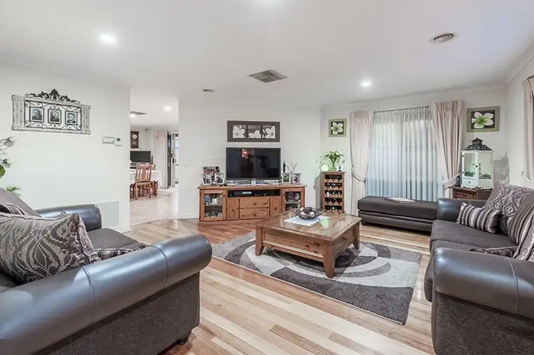 Fifth view of Homely house listing, 2 Murchison Way, Thomastown VIC 3074