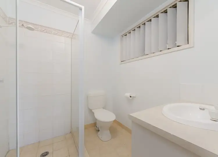 Seventh view of Homely house listing, 4 Twyford Close, Hillside VIC 3037