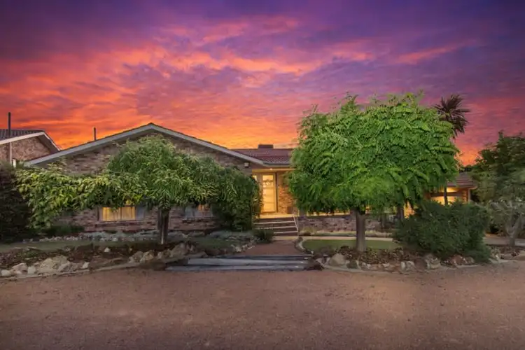 5 Nanson Place, Florey ACT 2615