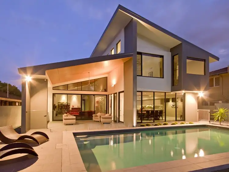 66 O'Grady Drive, Paradise Point QLD 4216