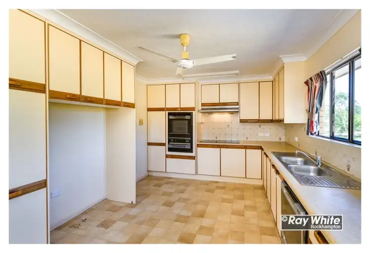 Fifth view of Homely house listing, 32 EMMERSON Drive, Glenlee QLD 4711