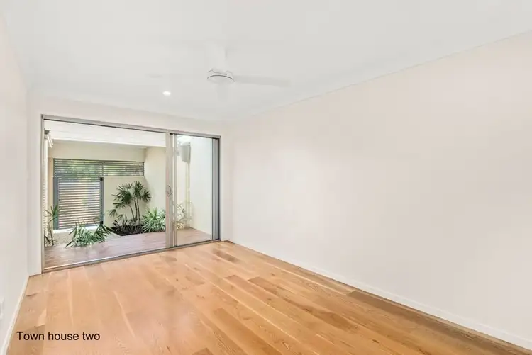 Sixth view of Homely house listing, 2/3 Wilpark Crescent, Currumbin Waters QLD 4223