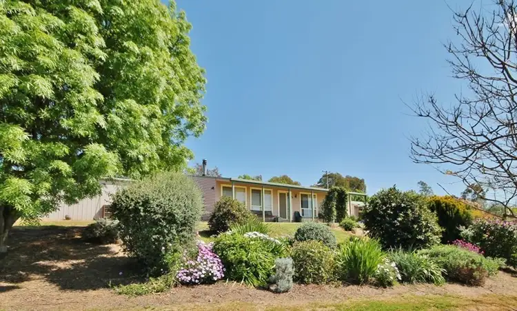 130 Belmore Road, Young NSW 2594