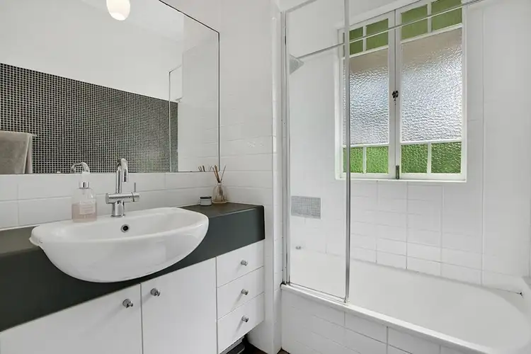 Seventh view of Homely house listing, 10/48 Addison Street, Red Hill QLD 4059