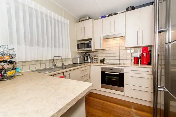 16 Stanworth Road, Boondall QLD 4034