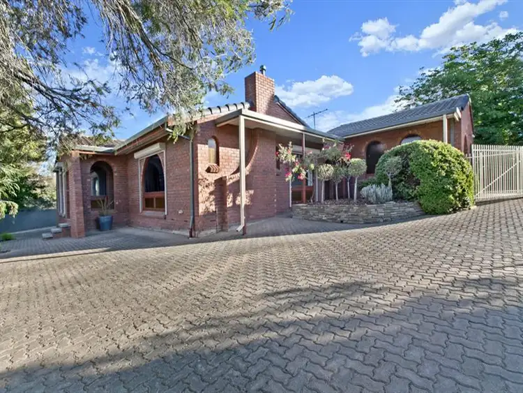 39 Minnamurra Drive, Redwood Park SA 5097