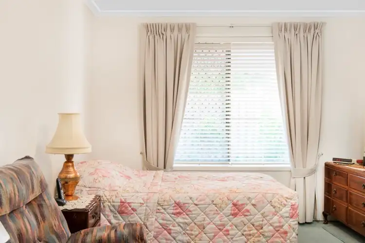 Sixth view of Homely unit listing, 2/7 Rosewood Avenue, Broadbeach QLD 4218